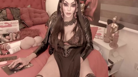 queenmaniacts  22-12-2022